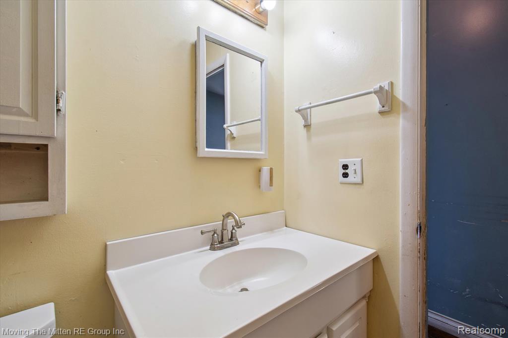 1336 Woodglen Avenue, Ypsilanti, MI 48198 — Photo 23