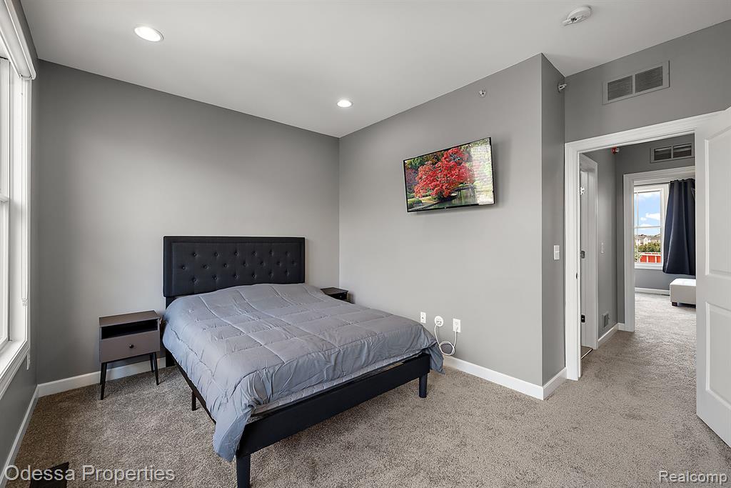 527 Lewis Street, Birmingham, MI 48009 — Photo 34