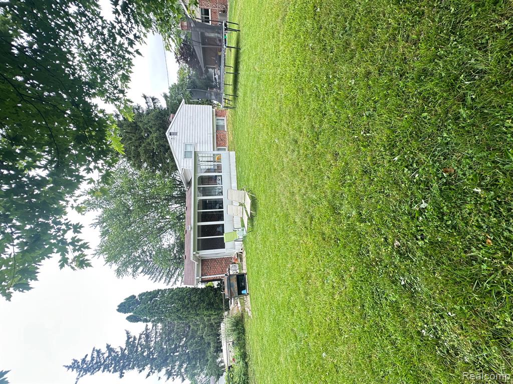 5076 Spring Well Lane, Grand Blanc, MI 48439 — Photo 19