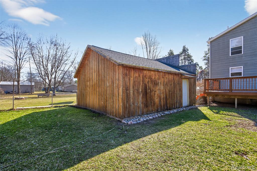 11542 Wilson Road, Montrose, MI 48457 — Photo 32