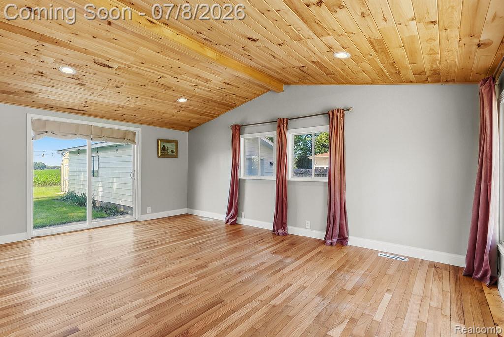 5698 McGrandy Road, Bridgeport, MI 48722 — Photo 6