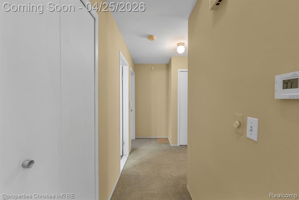 7573 Ashburton Court, West Bloomfield, MI — Photo 25