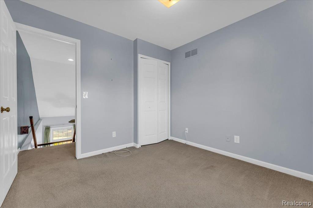 54 MAPLEGROVE Drive, 2, Clawson, MI — Photo 16