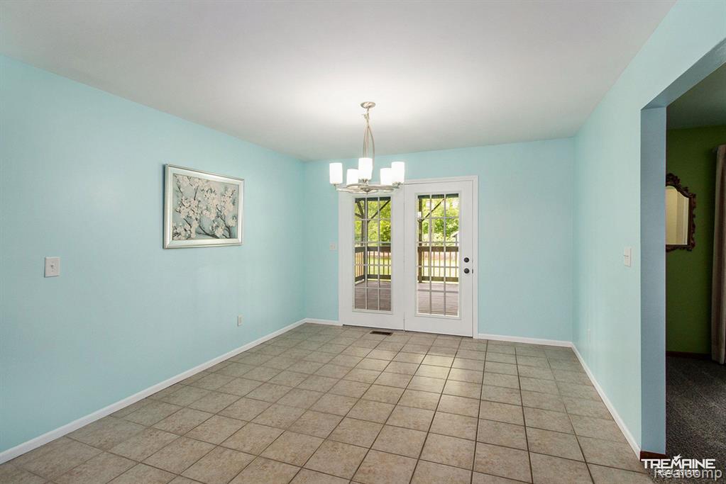 7469 N ELMS Road, Flushing, MI 48433 — Photo 4