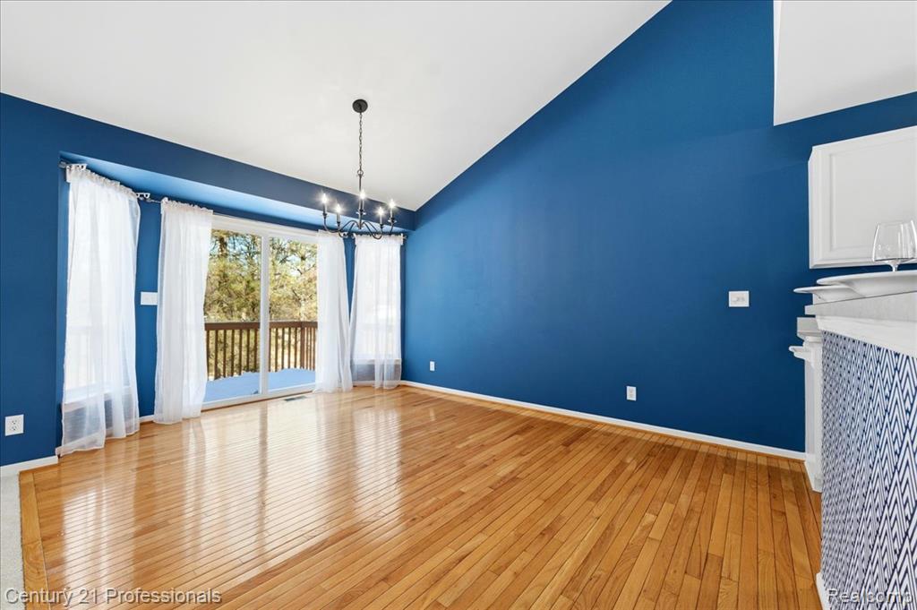 3895 Arbor Drive, Auburn Hills, MI 48326 — Photo 11