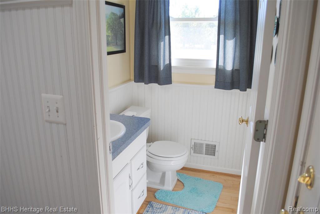 10755 Sober Road, Webberville, MI 48892 — Photo 25