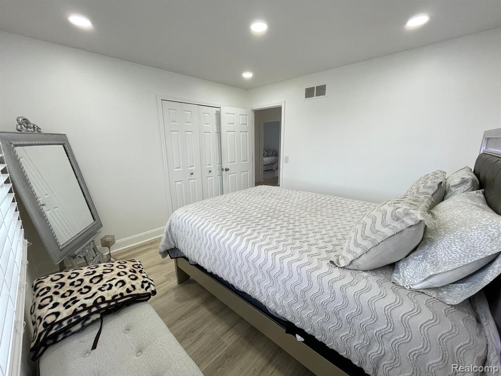 53775 CRANSTON Drive, Macomb, MI 48042 — Photo 42