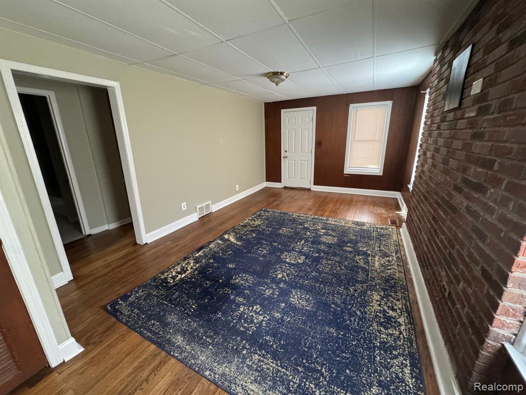 79 E MAHAN Avenue, Hazel Park, MI 48030 — Photo 4