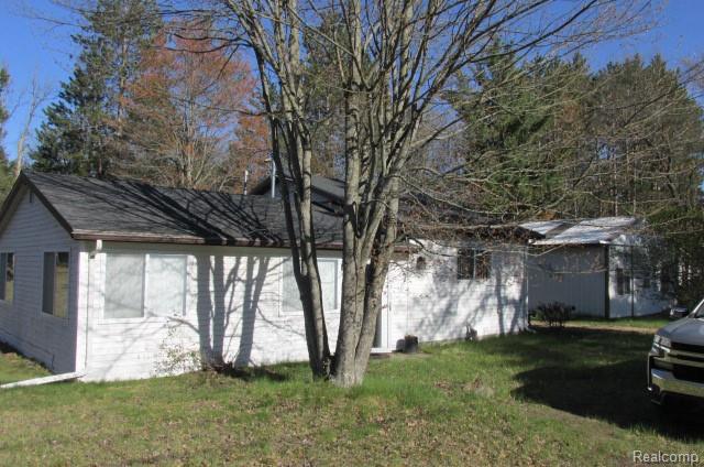 720 Strawberry Court, St. Helen, MI 48656 — front exterior