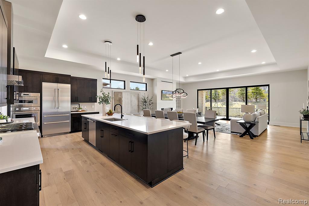 49351 VILLA Court, Novi, MI — Photo 3