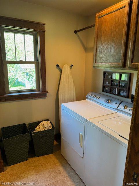 559 HEENAN Drive, Lapeer, MI 48446 — Photo 11