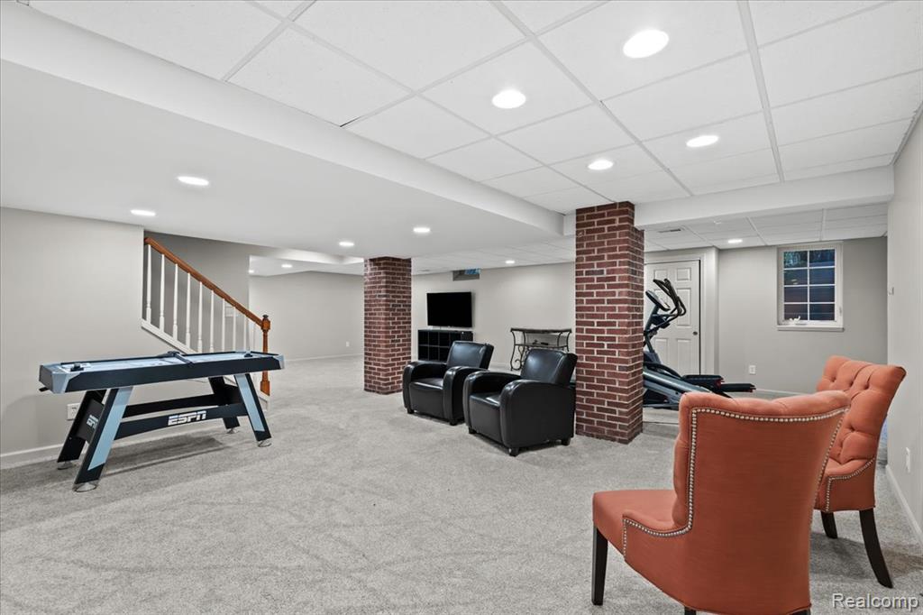 49499 Great Falls Road, Canton, MI 48188 — Photo 31