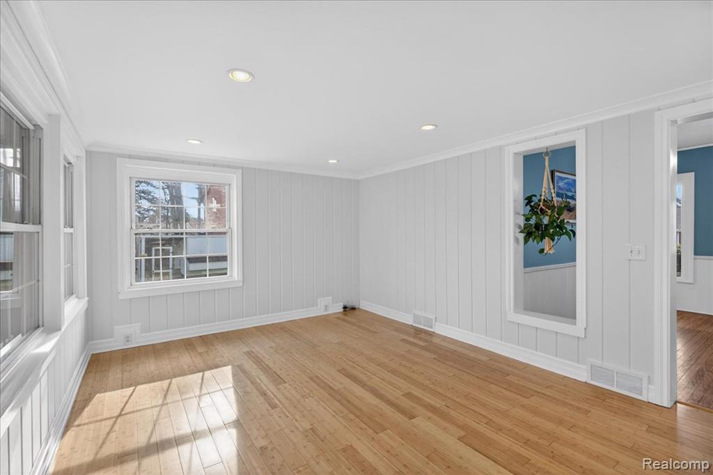 144 Franklin Street, Holly, MI 48442 — Photo 30