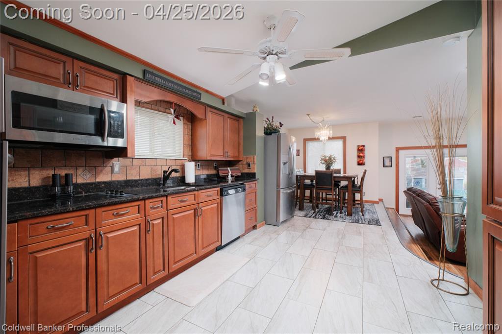 6182 Drexel Street, Dearborn Heights, MI 48127 — Photo 12