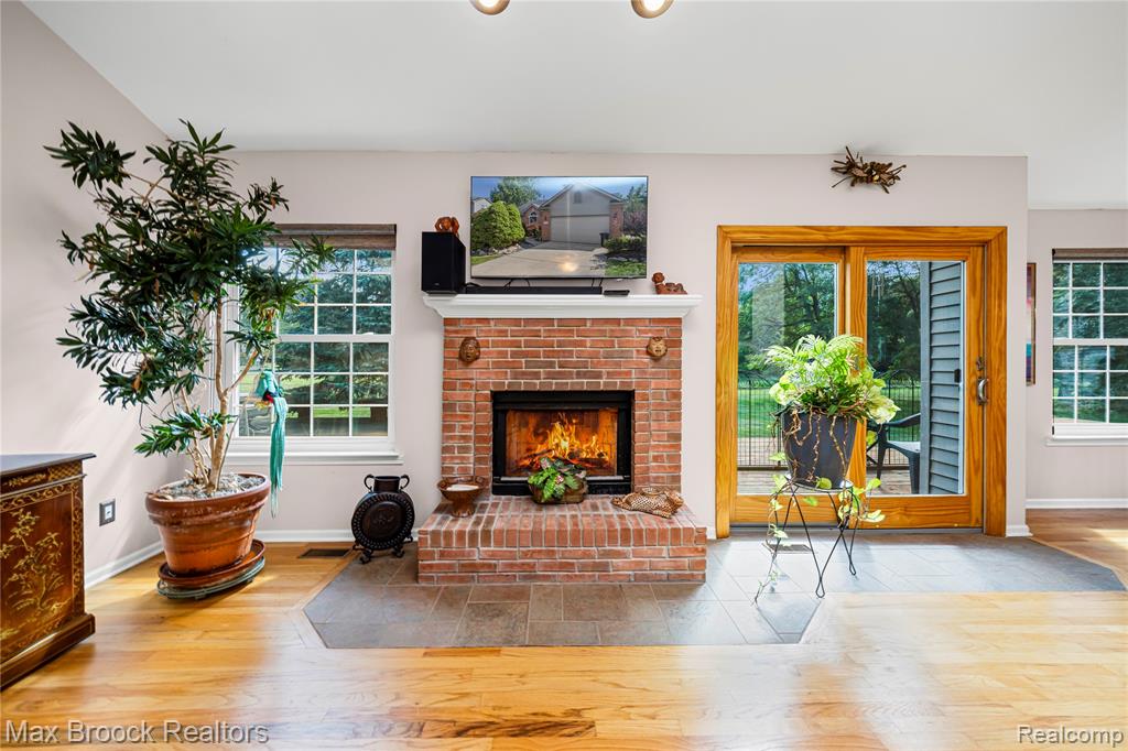 6555 Westphalia, West Bloomfield, MI 48324 — Photo 5