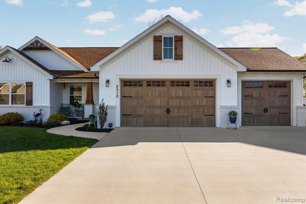 5310 FALCON Way, Midland, MI 48642 — Photo 3