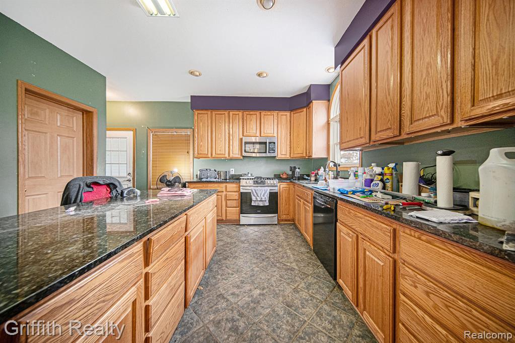 3940 E Cohoctah Road, Howell, MI 48855 — Photo 9