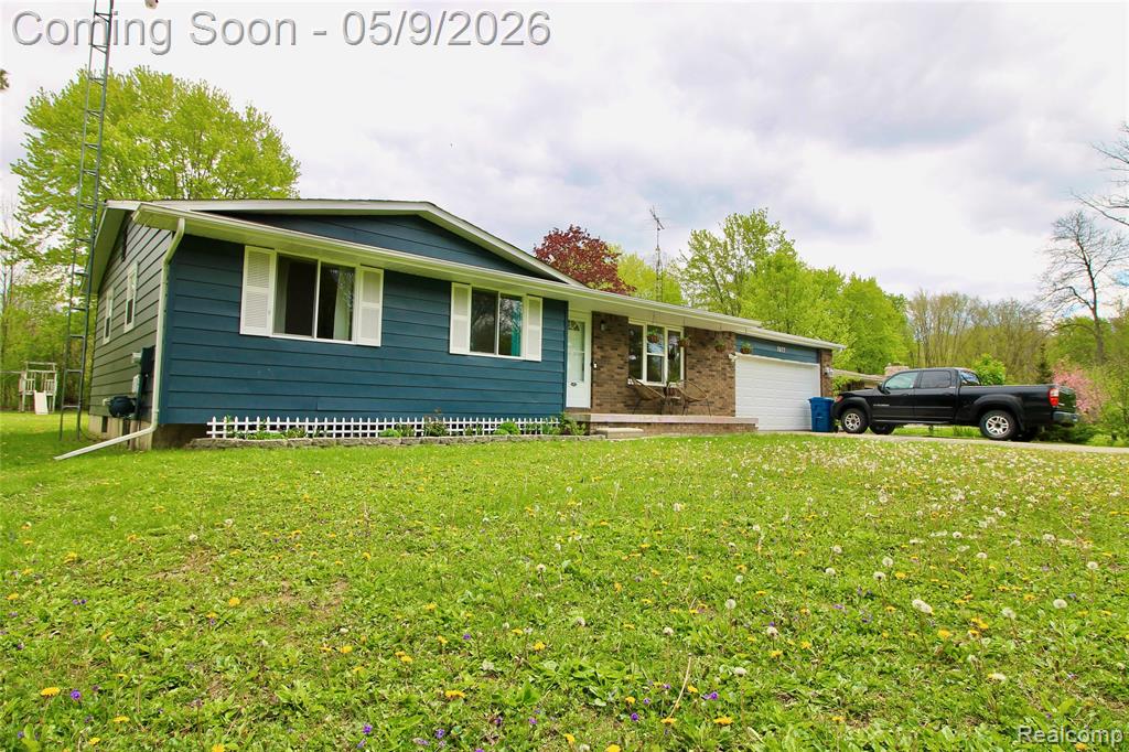 7077 Rivertown Road, Swartz Creek, MI 48473 — front exterior