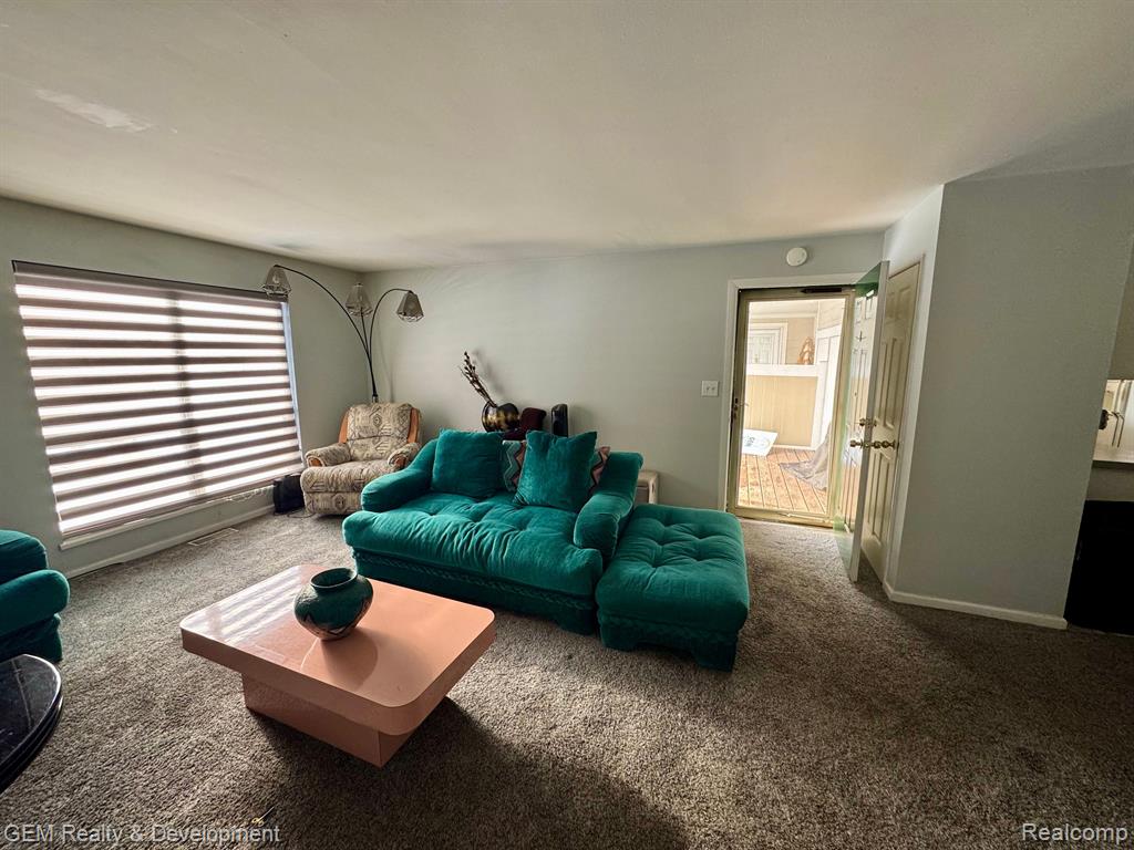 39535 VILLAGE WOOD Road, Novi, MI — Photo 5