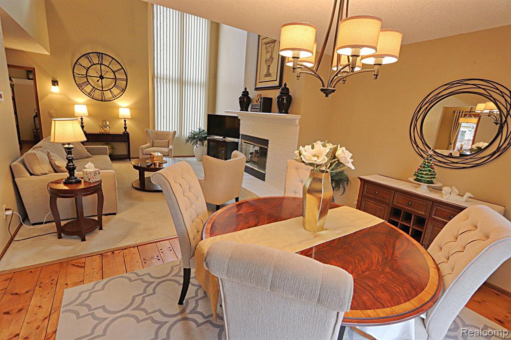 22249 RIVER PINES Drive, Farmington Hills, MI 48335 — Photo 5