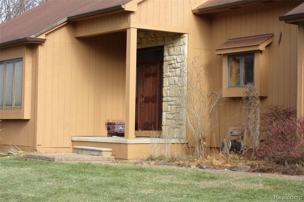 2702 Sligo Lane, Brighton, MI 48114 — Photo 2