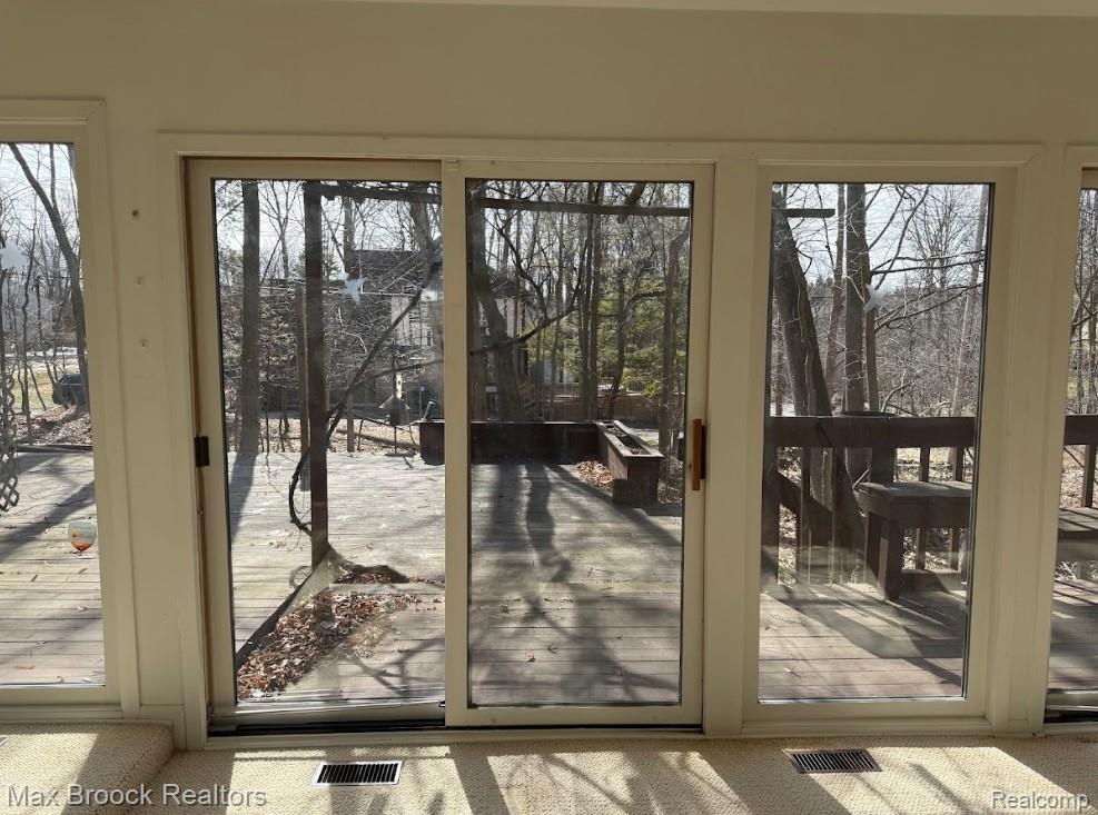 4623 Patrick Road, West Bloomfield, MI — Photo 10