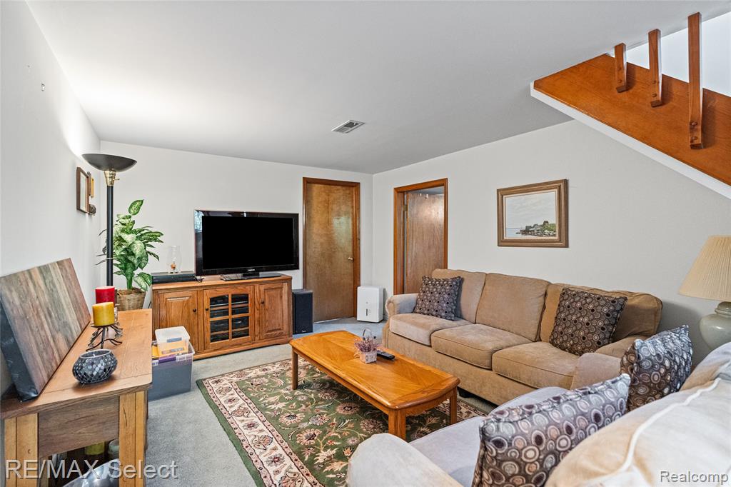 6605 Flushing Road, Flushing, MI 48433 — Photo 30