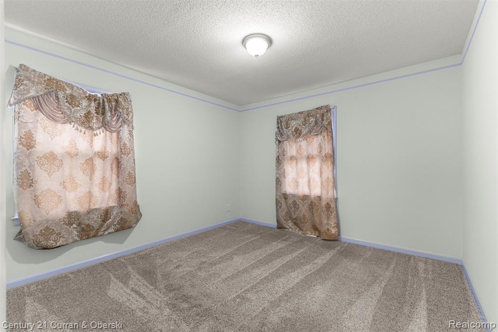 6631 Elm Street, Taylor, MI 48180 — Photo 9