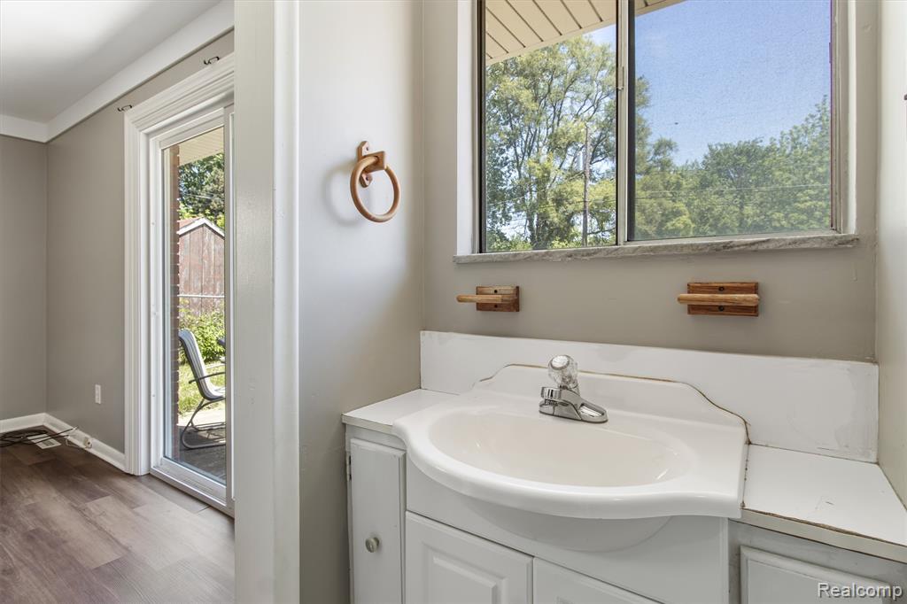 51056 Fairlane Drive, Utica, MI 48316 — Photo 24