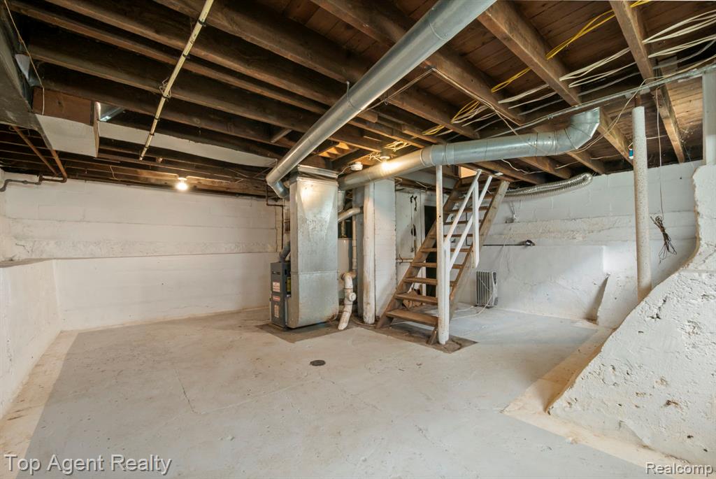 50 Henderson Street, Pontiac, MI 48341 — Photo 30