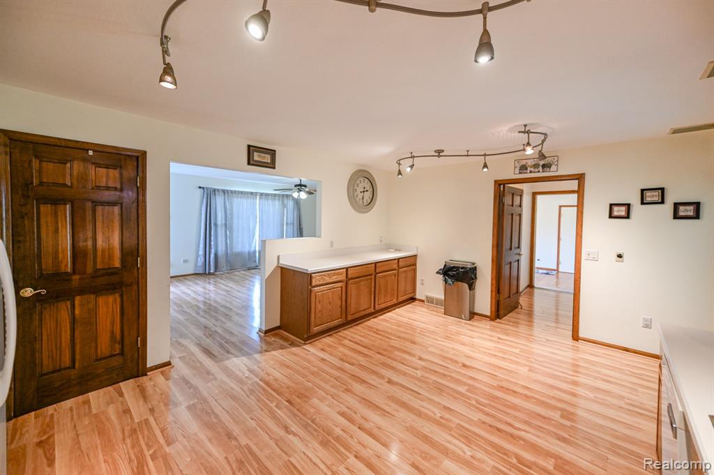4534 SUPERIOR Street, Newport, MI 48166 — Photo 27