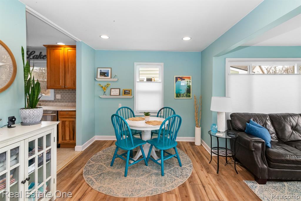 8831 Lagoon Drive, Brighton, MI 48116 — Photo 12
