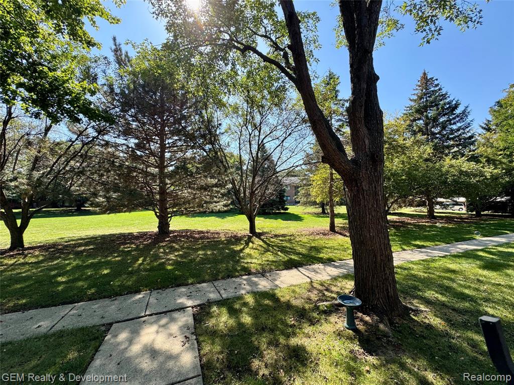 42246 Toddmark Lane, Clinton Twp, MI 48038 — Photo 4