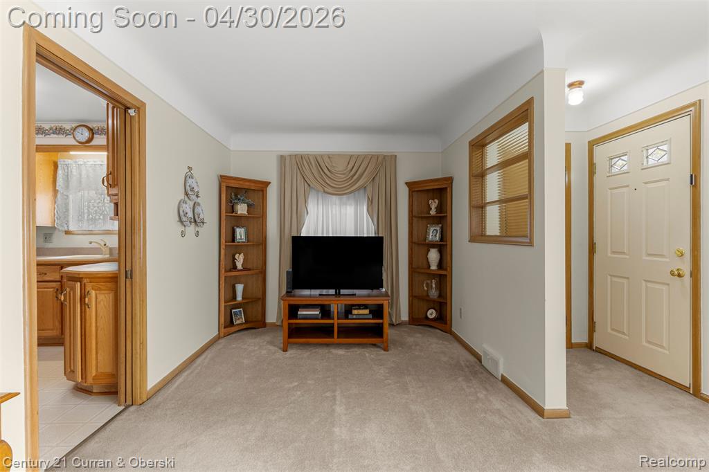 8262 Vine Avenue, Allen Park, MI 48101 — Photo 14