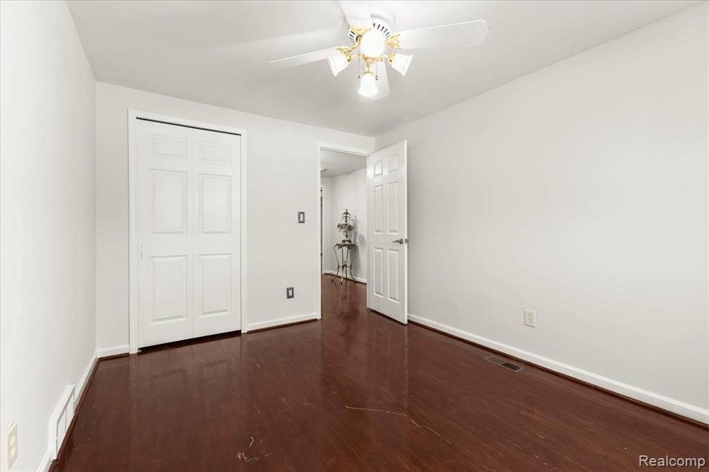 4226 Angeline Drive, Sterling Heights, MI 48310 — Photo 43
