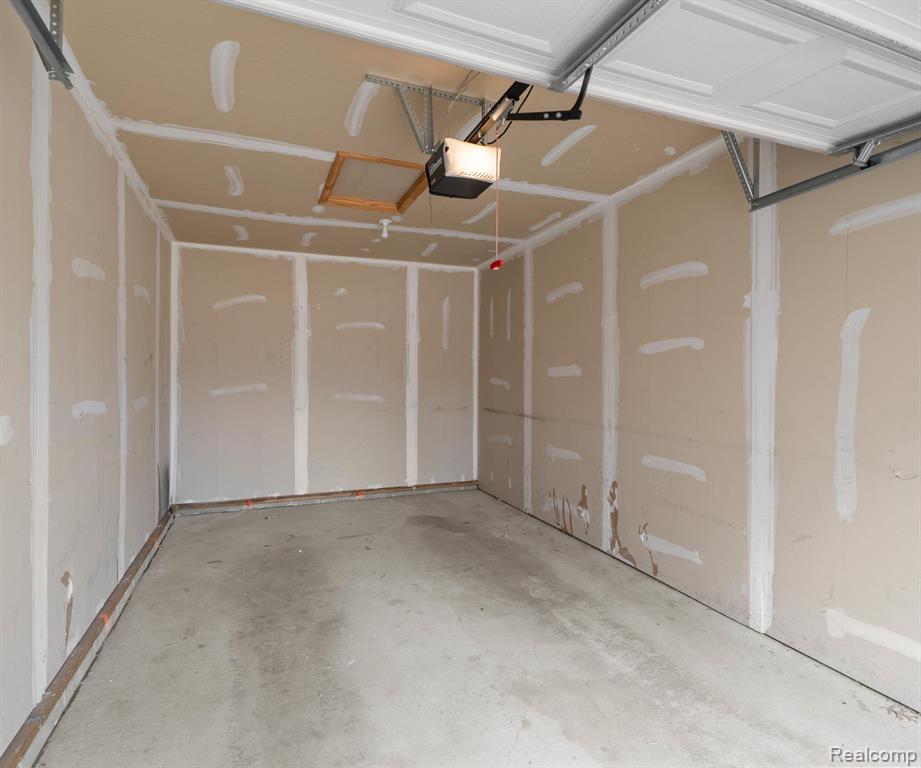 3034 CLOVERLY Lane, Ann Arbor, MI 48108 — Photo 36