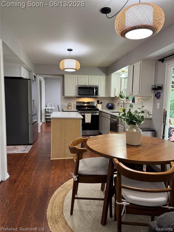 6536 Greenbriar Drive, Van Buren, MI 48111 — Photo 15