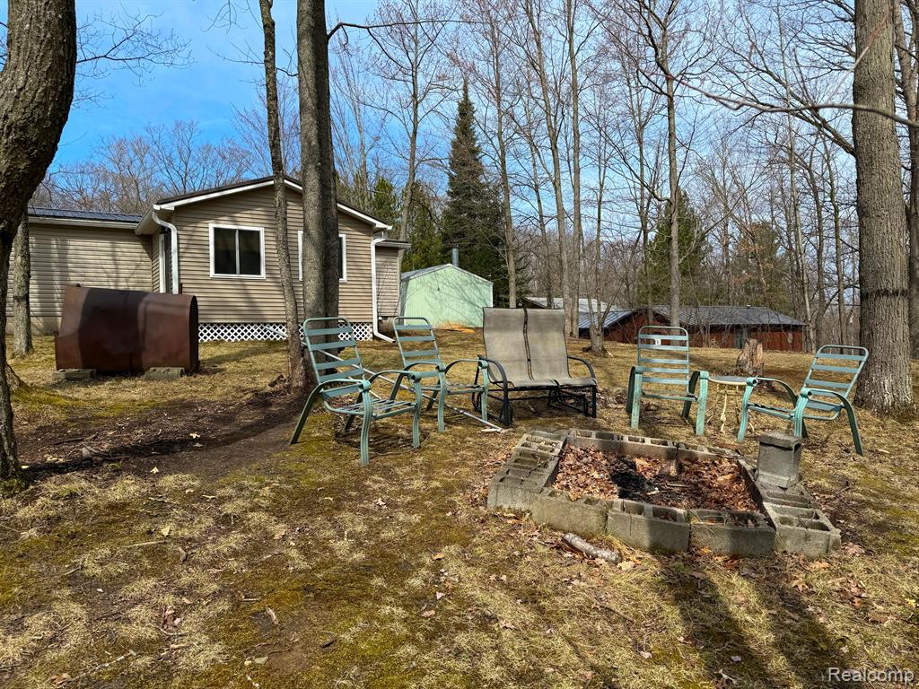 10472 N ATHEY Avenue, Harrison, MI 48625 — Photo 25