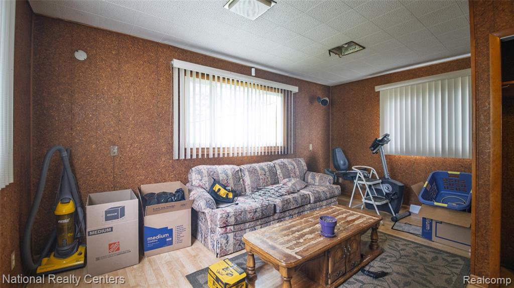 2561 Verna Street, Ypsilanti, MI 48197 — Photo 20