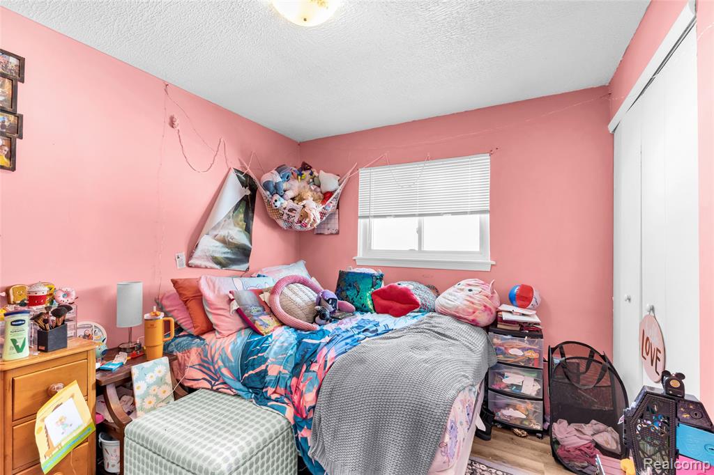 12030 Arcola Street, Livonia, MI 48150 — Photo 10