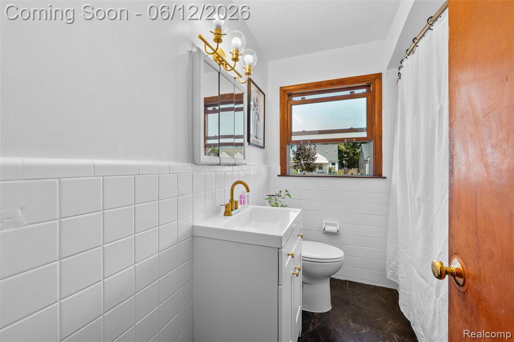 10467 W 11 Mile Road, Huntington Woods, MI — Photo 20