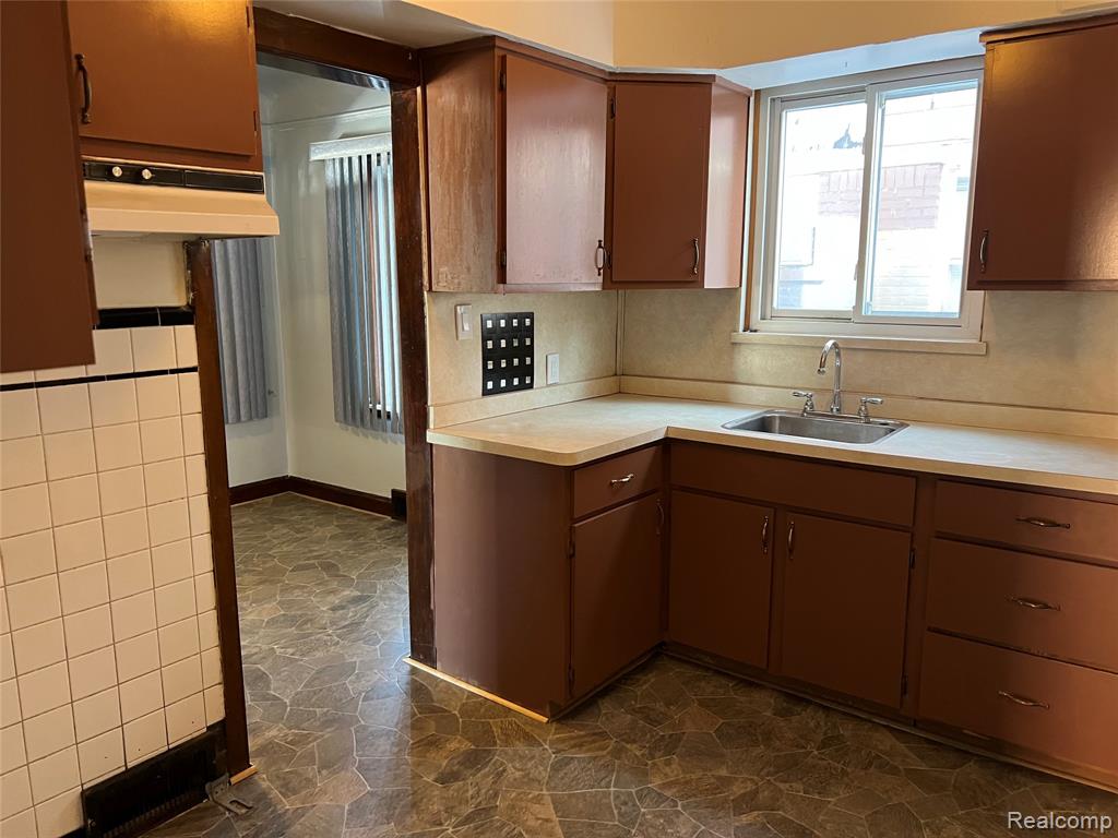5773 Lakewood Street, Detroit, MI 48213 — Photo 9