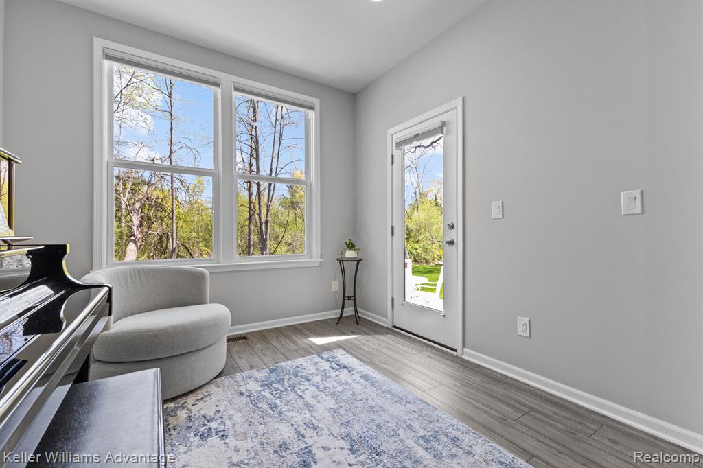 836 Addison Circle, Walled Lake, MI 48390 — Photo 13