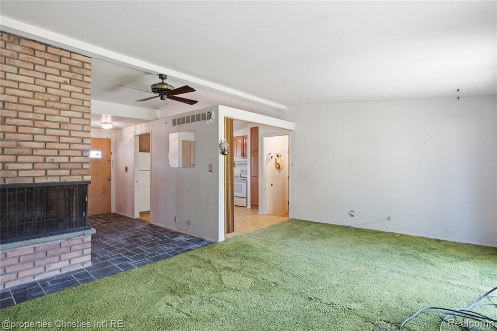 594 Provincetown Road, Auburn Hills, MI 48326 — Photo 15