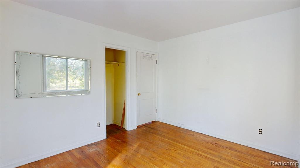4455 N Genesee Road, Flint, MI 48506 — Photo 15