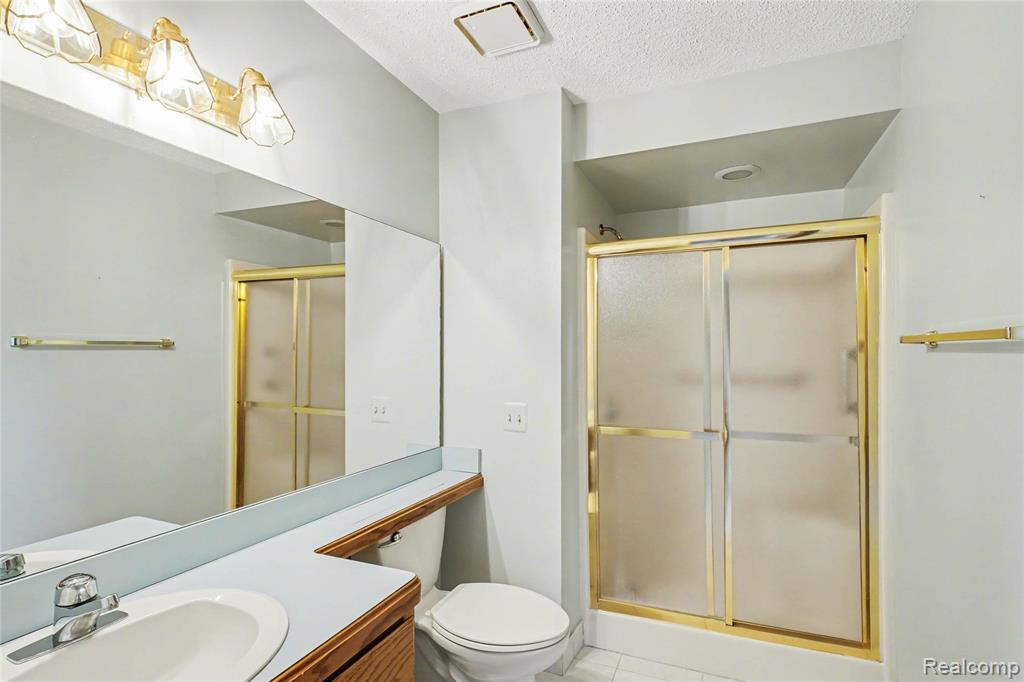6824 Northcrest Way E, Clarkston, MI — Photo 15