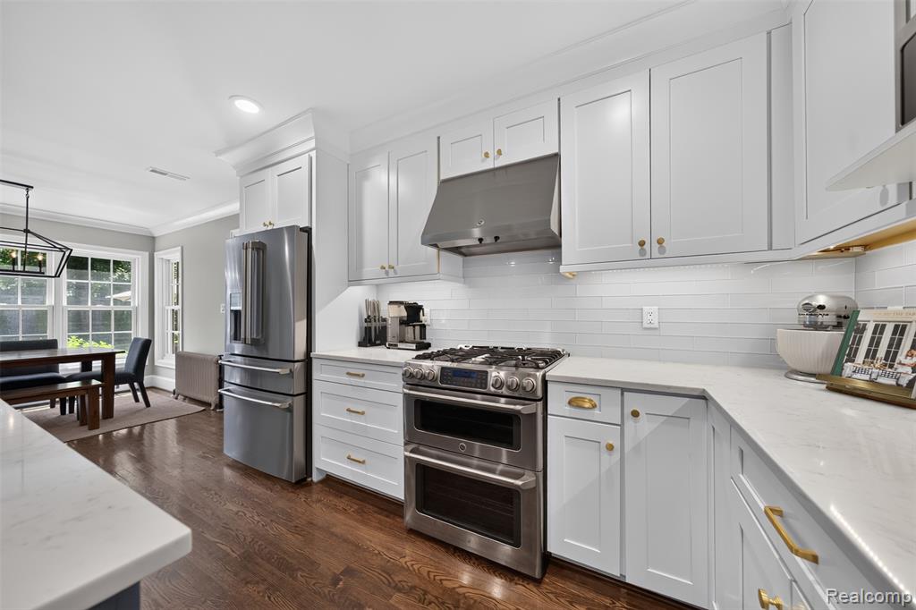 960 Mohegan Street, Birmingham, MI 48009 — Photo 13