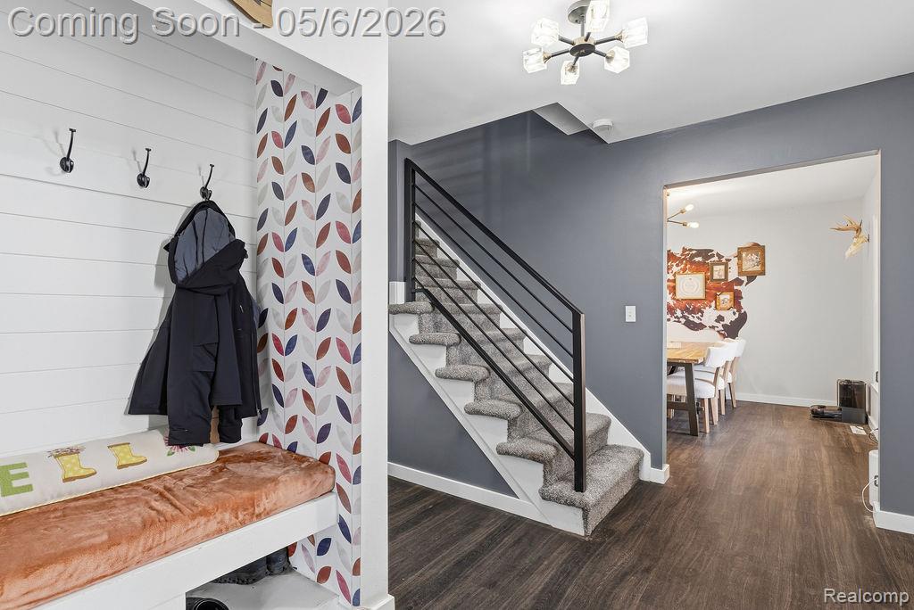2049 E Hill Road, Grand Blanc, MI 48439 — Photo 9
