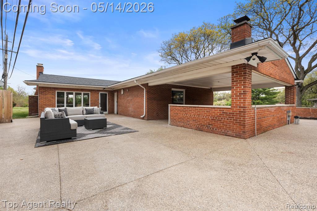 6739 White Pine Court, Bloomfield Hills, MI 48301 — Photo 42