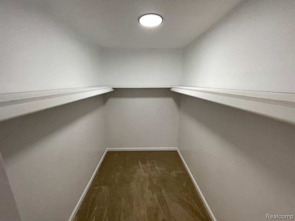 7599 MANOR CIR, Westland, MI — Photo 12